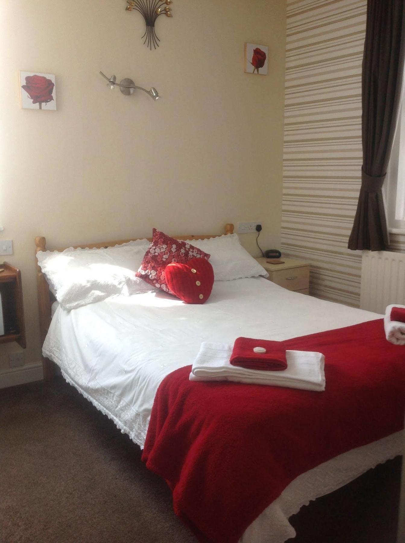 Cleasewood Guest House غريت يورماوث المظهر الخارجي الصورة